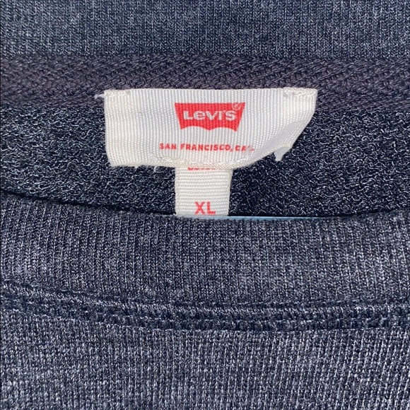 Levi’s sweatshirt - Picture 3 of 3